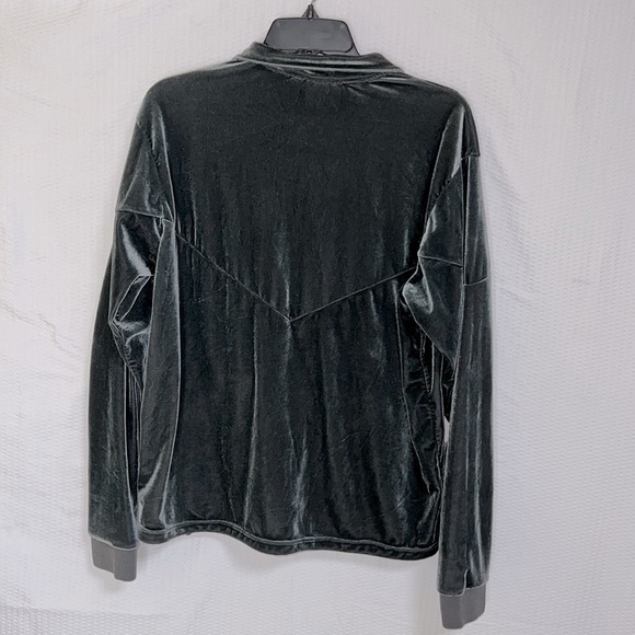 SASKI Collection Shiny Gray Full Zip Velour Athletic Jacket - Size Medium - Picture 3 of 10